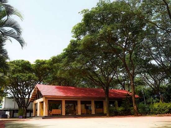 Anand Resort - A Luxury Private Pool Villa in Nashik