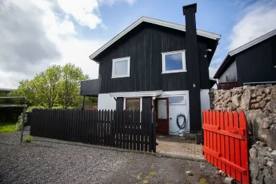 Unique Location - Bodanes - Hoydalar - 6 Br Villa Hotels near Foroya Fornminnissavn