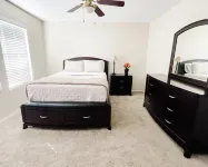 Charming 3-bedroom house with fitness room, WiFi in peaceful Mesquite 샤론 펠로프십 처치 오브 달라스 주변 호텔