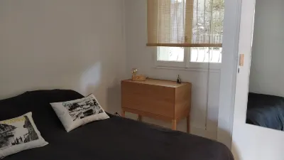 Cassis center apartment la rade, behind the harbor, nice view and parking Hotel in zona Route des Crêtes