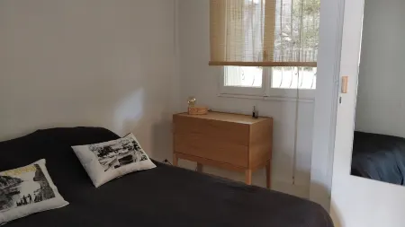 Cassis center apartment la rade, behind the harbor, nice view and parking Отели рядом с достопримечательностью «Route des Crêtes»