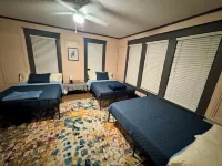 The Bungalow• Historic • Modern 4/2 in Highland - Homestays
