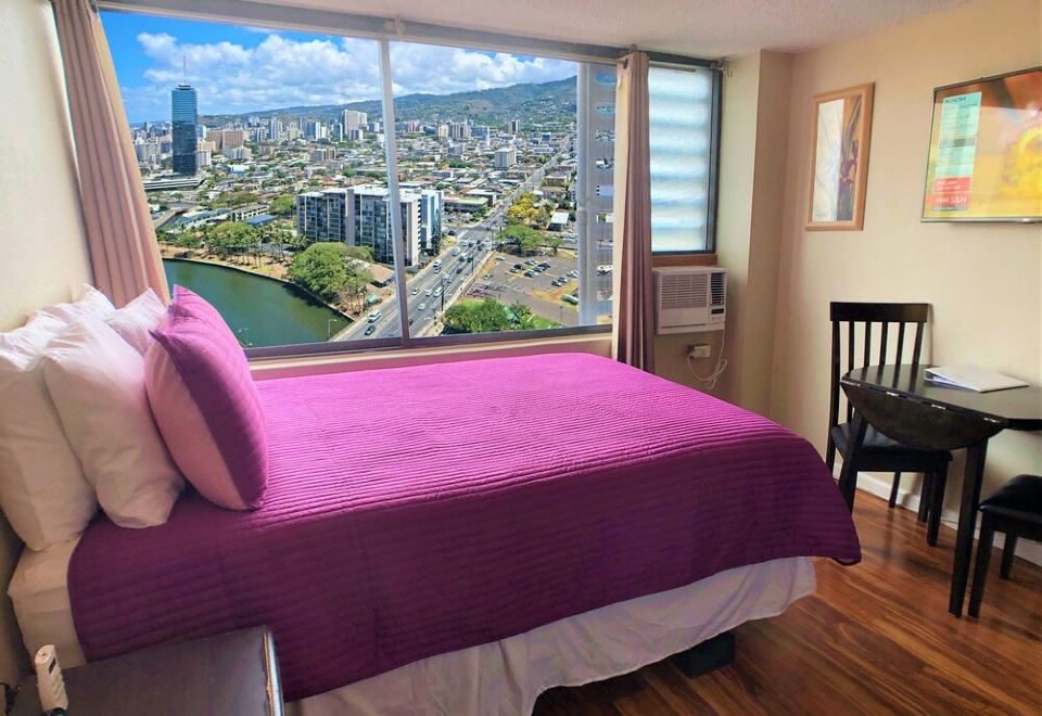 Designer Studio Condo on 29th Floor - 0226v12000lf21vyz3381 R 960 660 R5 D