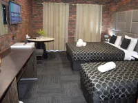 Two Rivers Motel Hotels in Buronga