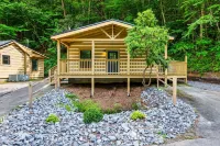 2bdrm Cabin 3 Gburg Pet-friendly Firepit Games Hotels in Sevier County