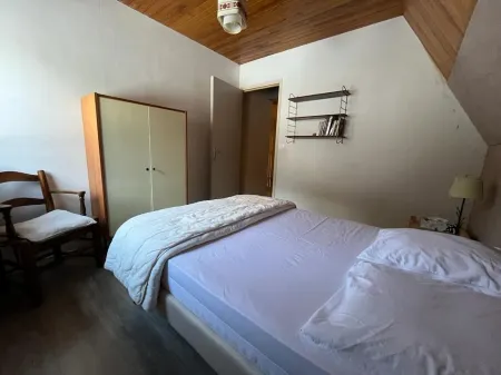 LES Ecrins. Spacieux T2 Proche des Stations de Puy St Vincent et de Pelvoux