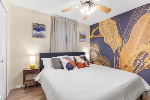 4 Miles From Downtown Tampa C