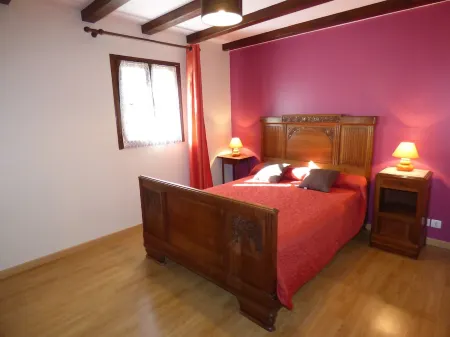 Gite in Peace Near Aurillac Отели в г. Сент-Этьен-де-Карла