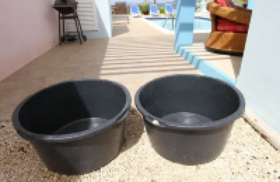 Luxury oceanfront villa, full AC private pool, direct ocean access, great diving