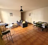 Spacious apartment, quiet, perfect location, Wifi fibre, Netflix Prime Video