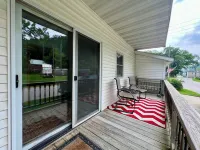 Clayton Savings Bank - One Block To Might Mississippi River! Các khách sạn ở Clayton County