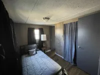 Family and Pet friendly lakefront with Dock