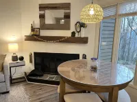 Wintergreen 1bed Condo, Walk to slopes, close to Hiking, Breweries, Wineries
