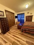 Angel Fire Mountain Retreat! Cozy 2 bedroom, 2 bath condo, sleeps 6 people.