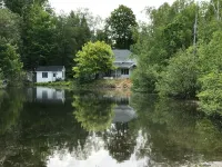 Chalet Oasis de Paix Hotels in Chateau Richer