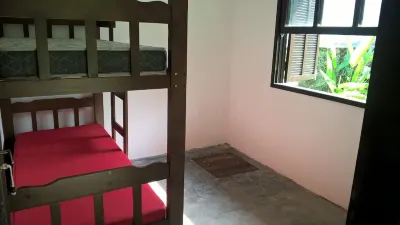 House, Private room and shared room - Juréia de São Sebastião Hotels near Praia Boracéia