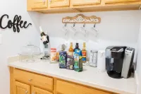 Divine Getaway- King Bed Master Suite Near DC