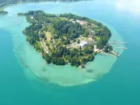Exclusive apartment with fitness room - close to Lake Constance and nature