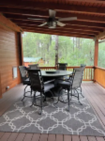 PEACEFUL, QUITE, COMFORTABLE UNIQUE GET AWAY FROM THE HEAT!!!