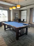 Modern Luxurious 2 BR Condo + Pool + Hot Tub + Games Room + Gym Hotels in 