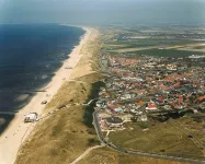 Nice apartment in Callantsoog 400m to the sea, south-facing balcony, elevator, sauna, WiFi