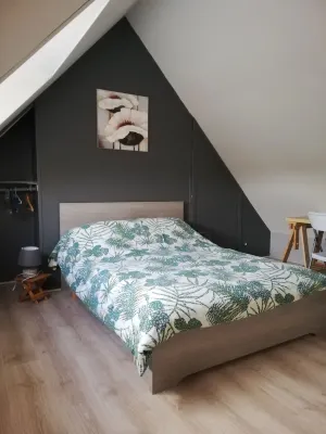 The cottage of the red house Hotels in Anctoville