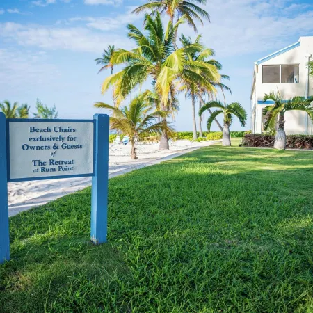 2023 Renovated The Retreat 17 Oceanview ground floor condo steps to ocean/beach
