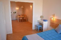 Sea View Apartment in the Center of Marsala- Sea View- free WIFI- FreeParking