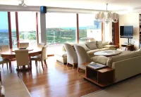 Stunning Sea View Penthouse Duplex: Unmatched Elegance with Breathtaking Views Hotel a Rishon LeTsiyon