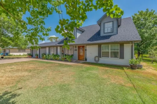 Family kid friendly fun space