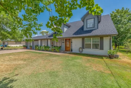 Family kid friendly fun space