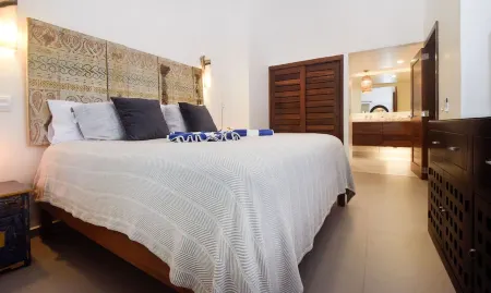 View House- Best Rate on the Top Floor