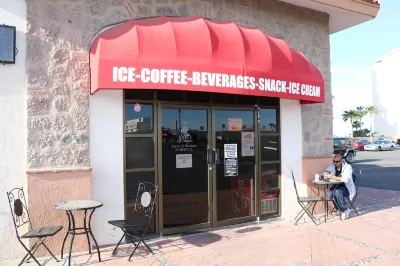 As seen on HGTV! Sonoran Sea, Beach Front, Stunning Ocean Views,2B/2B, 8th Floor فنادق في 