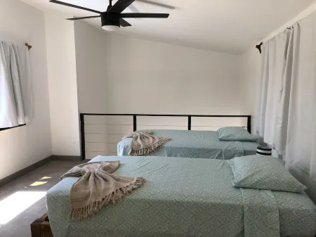 Blue Window - Apartment with loft & pool view