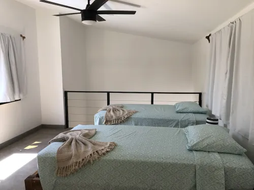 Blue Window - Apartment with loft & pool view Hotels in Paraiso