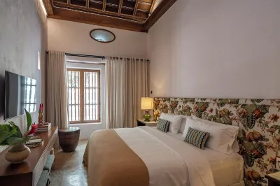 Charming Villa in Cartagena's Heart-A Blend of Modern Comfort and Historic Charm