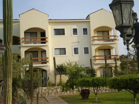 San Jose Del Cabo 2BR /2 bath WI-FI.