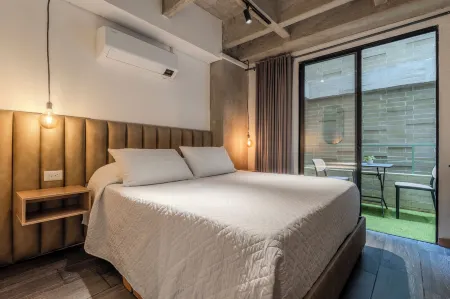 B 48 Living by B Rent Отели рядом с достопримечательностью «Plaza de Toros La Macarena»