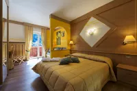 Hotel la Serenella Hôtels à : Moena
