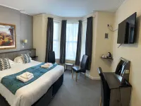 The Port Hotel Hotels in Portrush