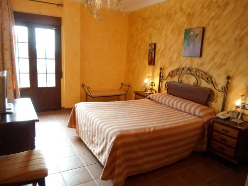 Hotel El Doncel Hotels in Albolote