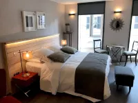 Logis Hotel-Restaurant le Relais d'Aligre Hotel a Eure-et-Loir