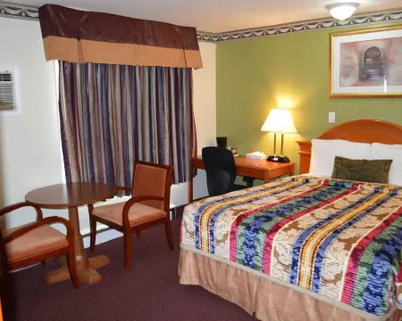 Lincoln Motel Hotels in Sturgeon Falls