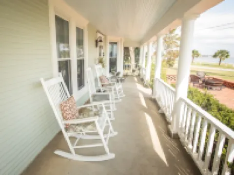 ザ ピースフル ペリカン LLC パラチオスのホテル