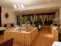 Hotel Central Continental - sarapan