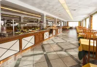 Hotel Riutort - С тренажерным залом