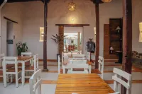 Trip Monkey Origen Hotels in Pinchote