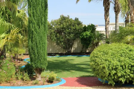 Renmark Motor Inn Отели в г. Монаш