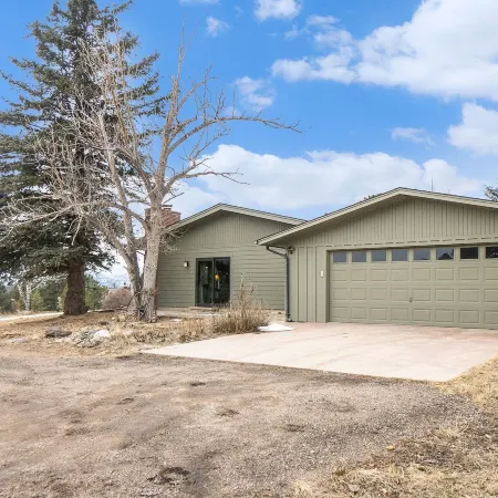 Snowline Vista Lodge -- Ev #3296 3 Bedroom Home by RedAwning