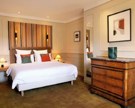 Hôtel Bristol Pau Hotels in Pau
